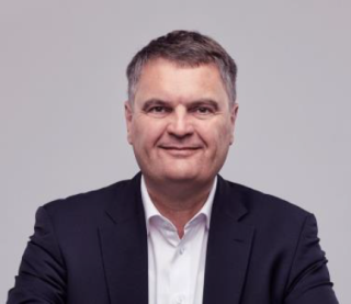 ヤイス・ヴァロワー氏